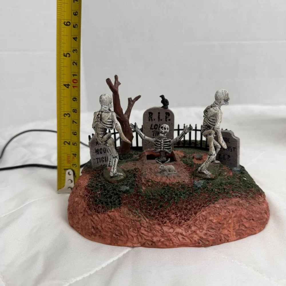 Halloween Lemax Spooky Town Long Time No See 2017 In Box With Cord - Lights Up!